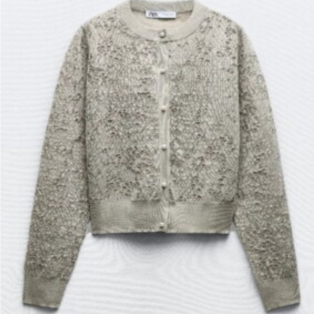 Zara Knit Cardigan in Light Beige/ Size Medium